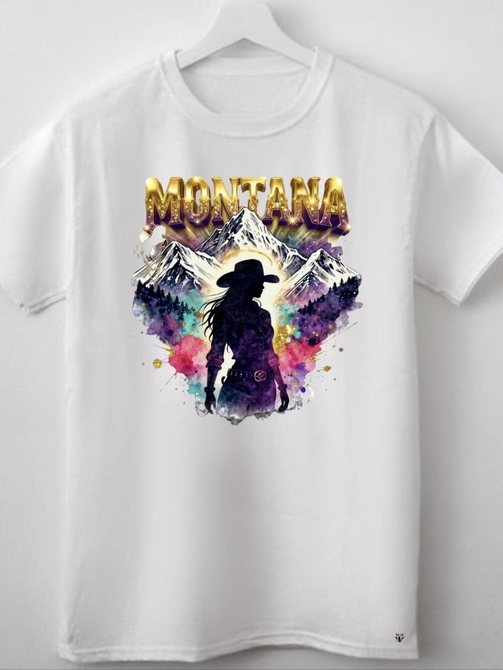 Luxury White Montana Mountains Cowgirl Graphic Tee Size L